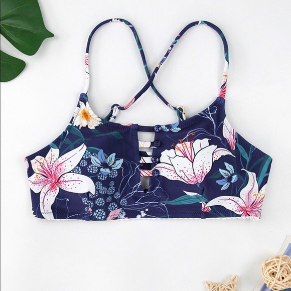 Cupshe bikini - Picture 2 of 2